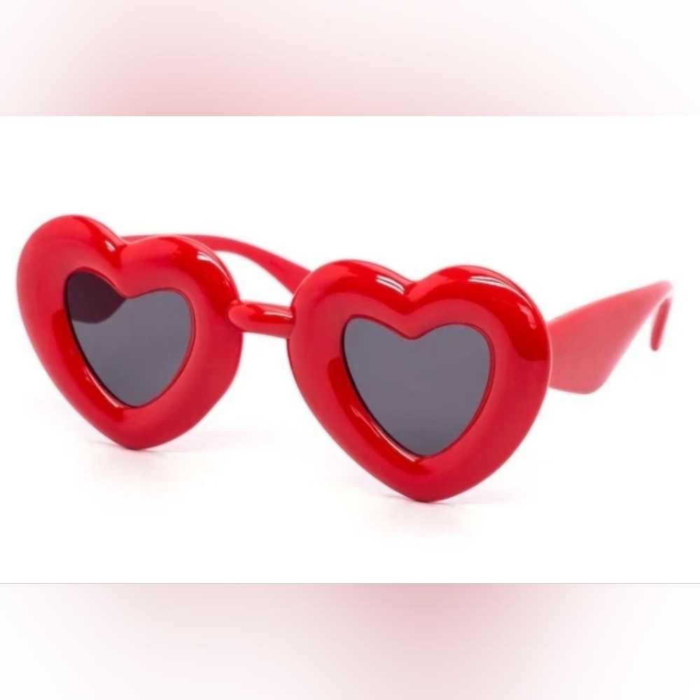 Red Heart-Shaped Sunglasses